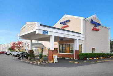 هتل Fairfield Inn Boston Dedham