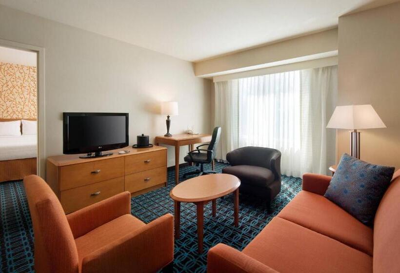 ホテル Fairfield Inn Sacramento Cal Expo