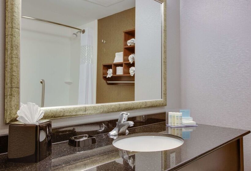 בית מלון כפרי Hampton Inn & Suites Philadelphia/bensalem