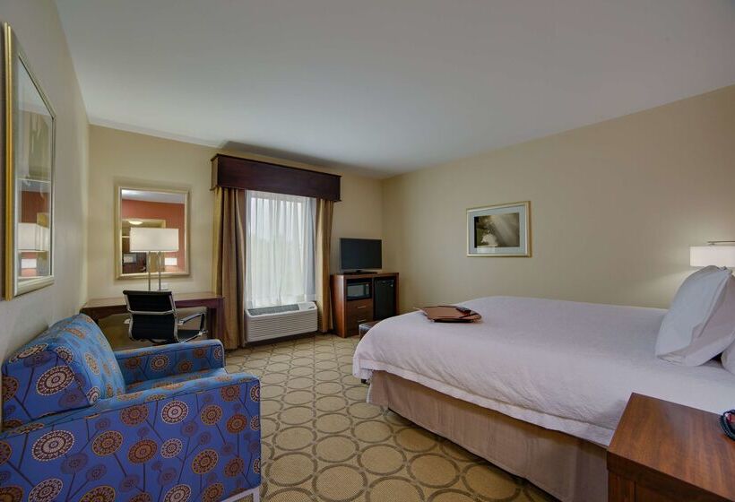 هتل Hampton Inn And Suites Philadelphia Bensalem