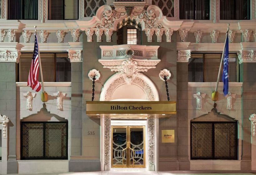 فندق Hilton Checkers Los Angeles