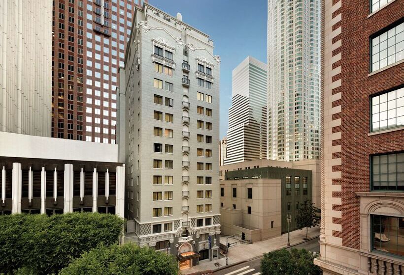 فندق Hilton Checkers Los Angeles