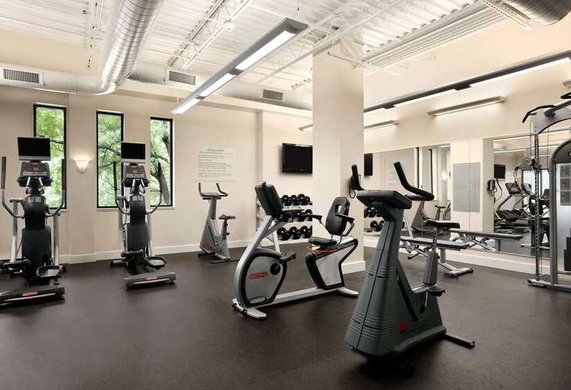 هتل Hilton Garden Inn Rochester/pittsford