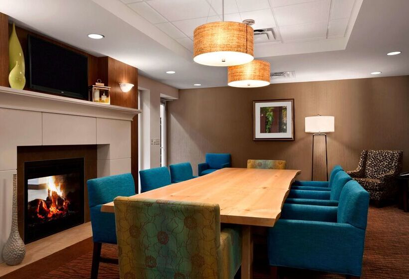 هتل Hilton Garden Inn Rochester/pittsford