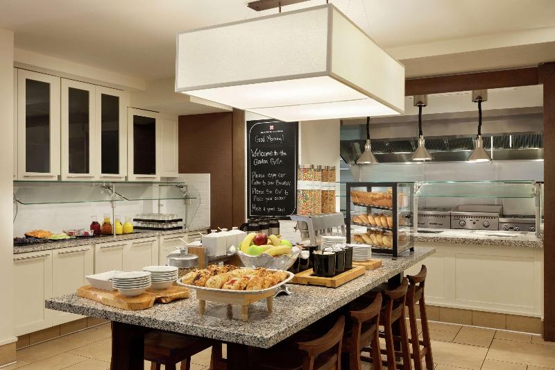 هتل Hilton Garden Inn Rochester/pittsford