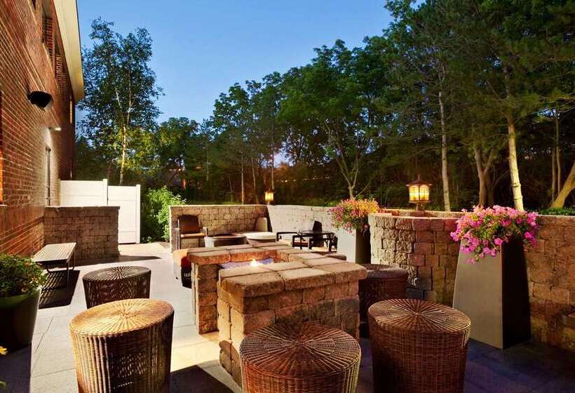 هتل Hilton Garden Inn Rochester/pittsford