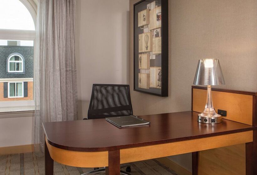 هتل Hilton Wilmington/christiana