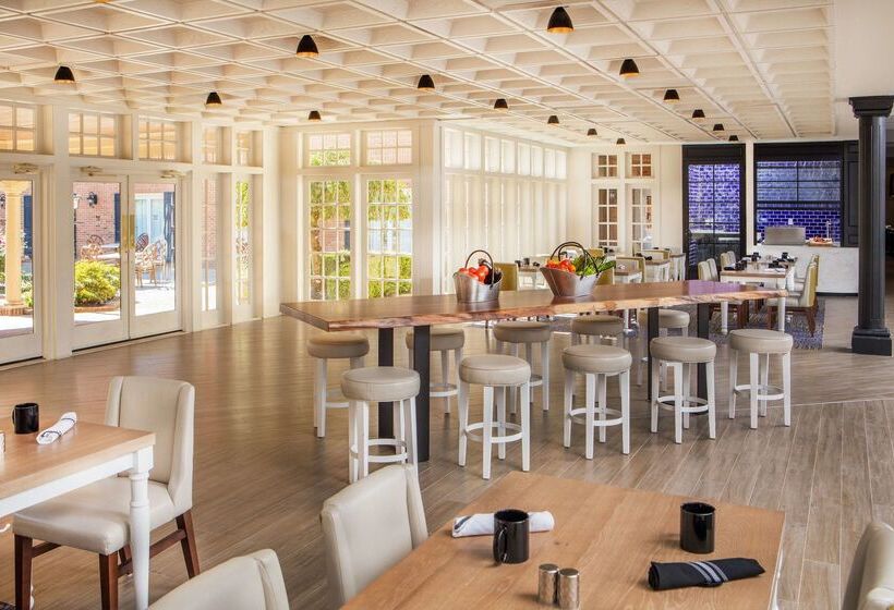 هتل Hilton Wilmington/christiana