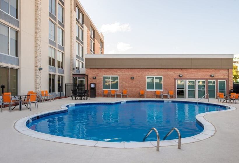 هتل Holiday Inn Express & Suites   Shreveport   Downtown, An Ihg