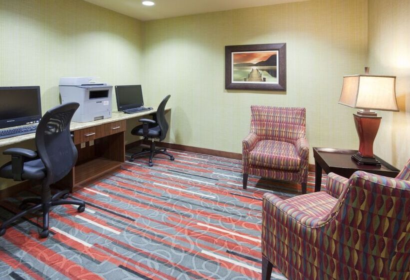 فندق Holiday Inn Express & Suites Bloomington West, An Ihg