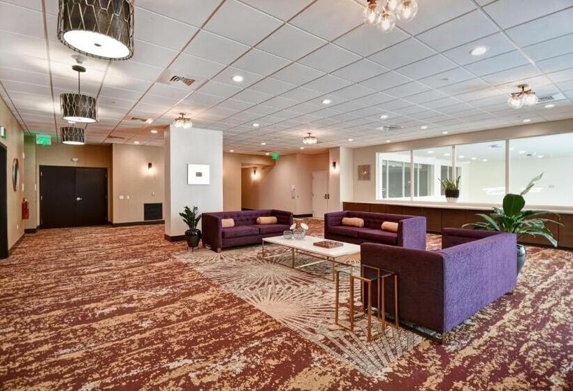 هتل Holiday Inn Lancaster, An Ihg