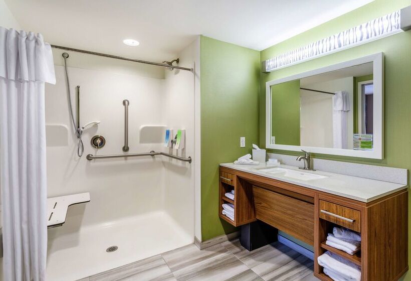 هتل Home2 Suites By Hilton Dover