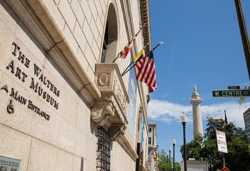 בית מלון כפרי Indigo Baltimore Downtown, An Ihg