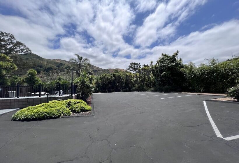בית מלון כפרי Inn At San Luis Obispo
