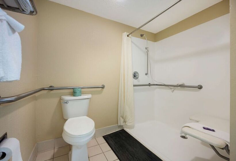 هتل Knights Inn College Station