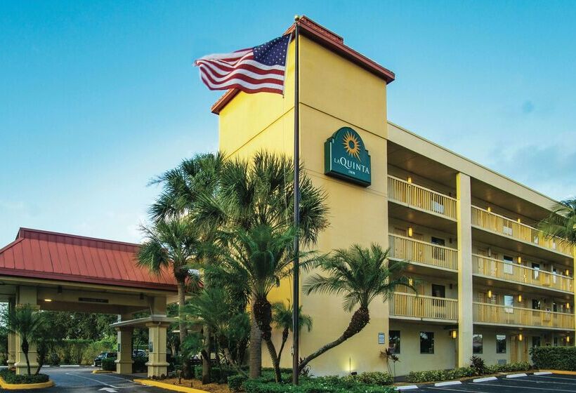 בית מלון כפרי La Quinta Inn By Wyndham West Palm Beach  Florida Turnpike