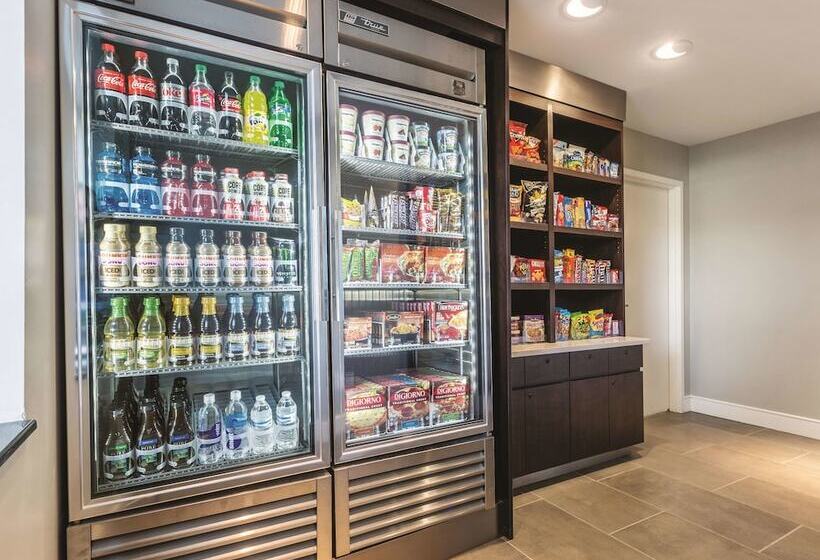 هتل La Quinta By Wyndham Atlanta Midtown   Buckhead