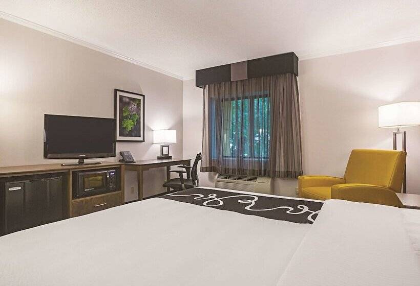 هتل La Quinta By Wyndham Atlanta Midtown   Buckhead