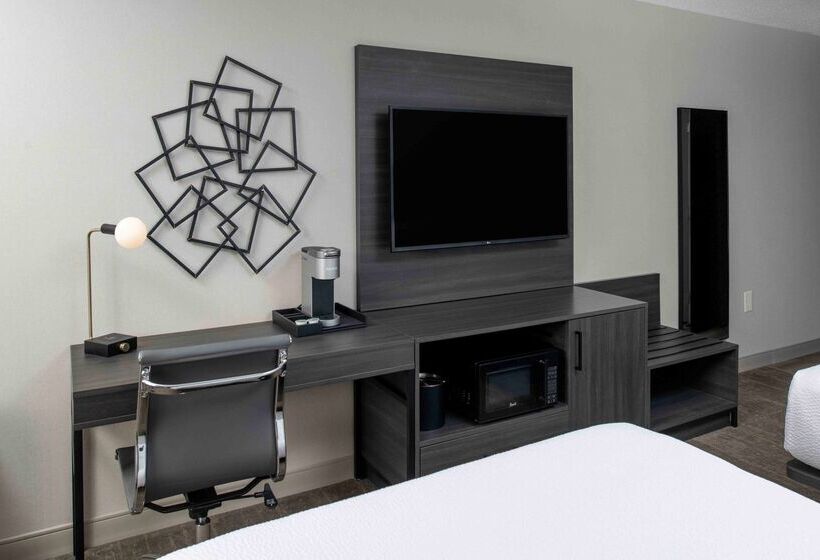 בית מלון כפרי Holiday Inn Express South Burlington   Downtown, An Ihg