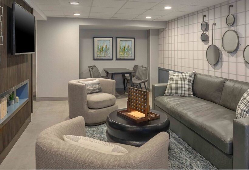 בית מלון כפרי Holiday Inn Express South Burlington   Downtown, An Ihg