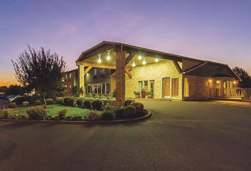 호텔 La Quinta By Wyndham Woodburn