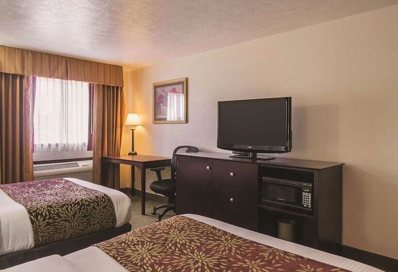 호텔 La Quinta By Wyndham Woodburn