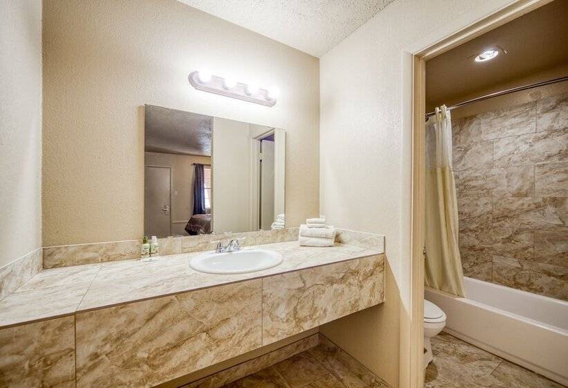 Hotel Las Cruces I 10 West