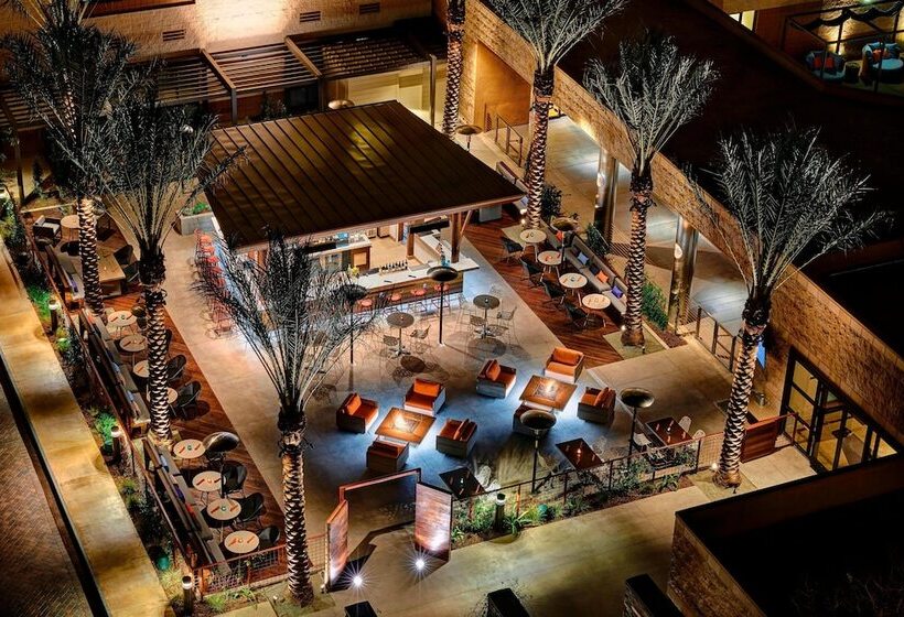 هتل Los Angeles Marriott Burbank Airport