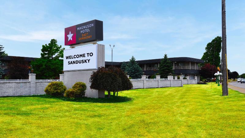 هتل Magnuson  East Sandusky