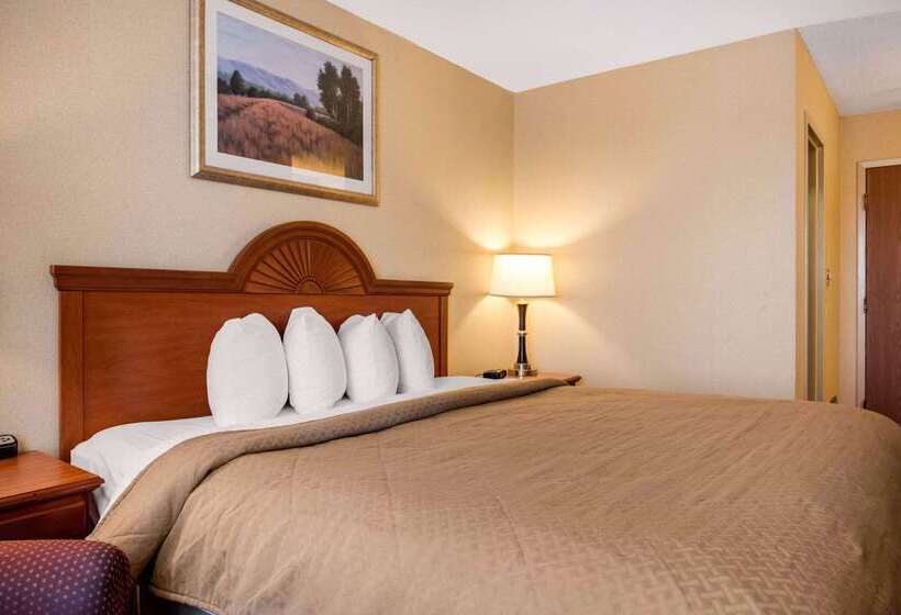 בית מלון כפרי Quality Inn At Bangor Mall