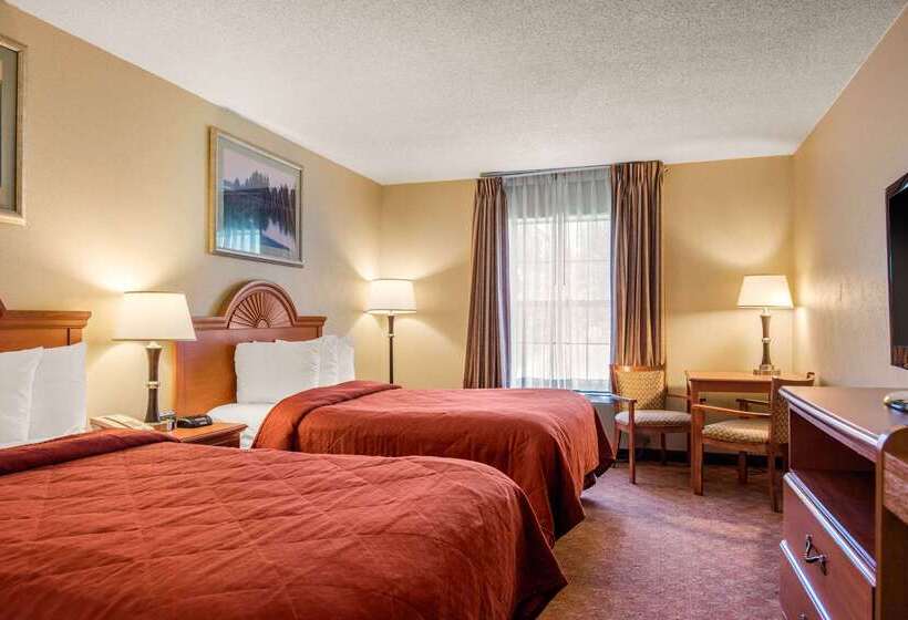 בית מלון כפרי Quality Inn At Bangor Mall