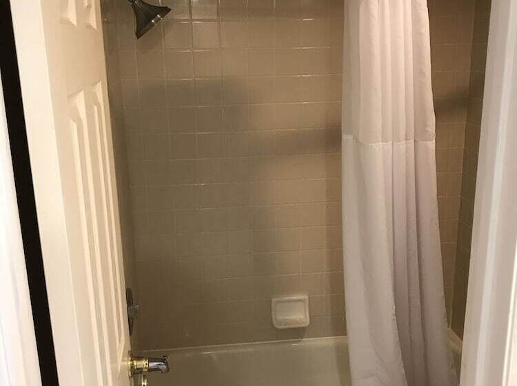 هتل Quality Inn Cedar City   University Area