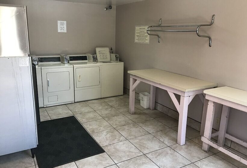 هتل Quality Inn Cedar City   University Area