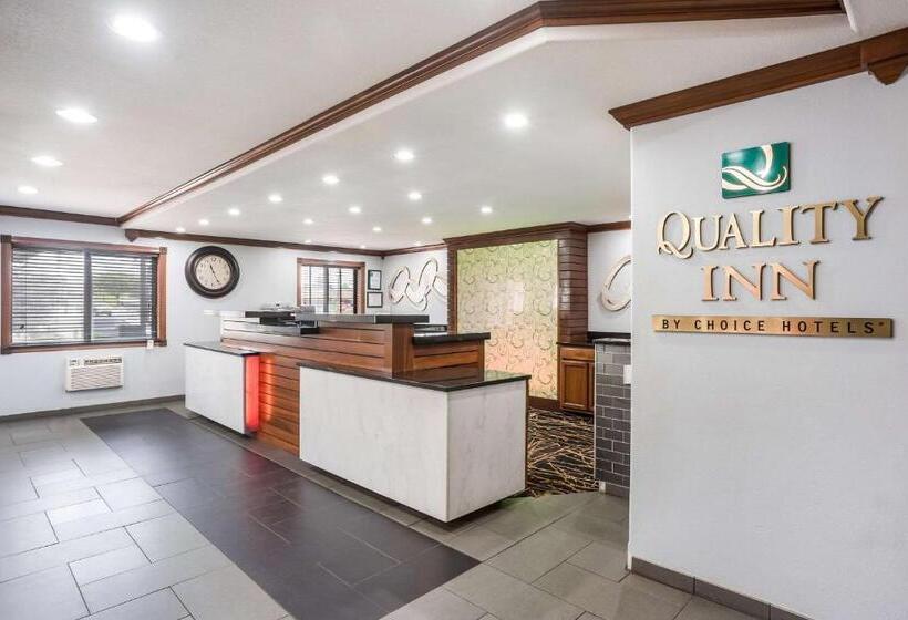 هتل Quality Inn Cedar Rapids South