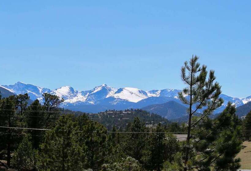 هتل Quality Inn Near Rocky Mountain National Park