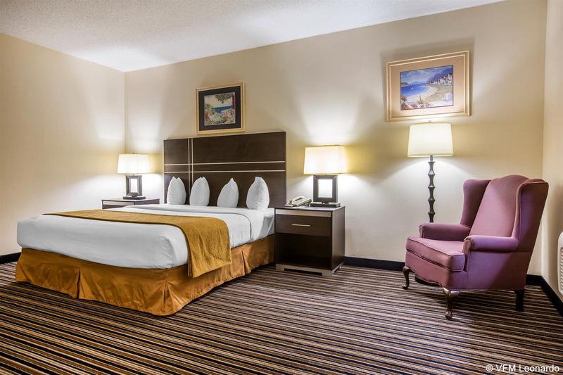 هتل Quality Inn Schenectady  Albany