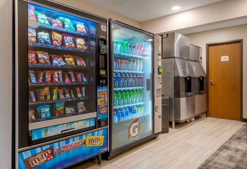 هتل Quality Inn St Cloud West