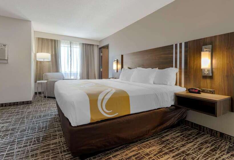 هتل Quality Inn St Cloud West