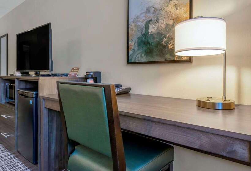 هتل Quality Inn St Cloud West