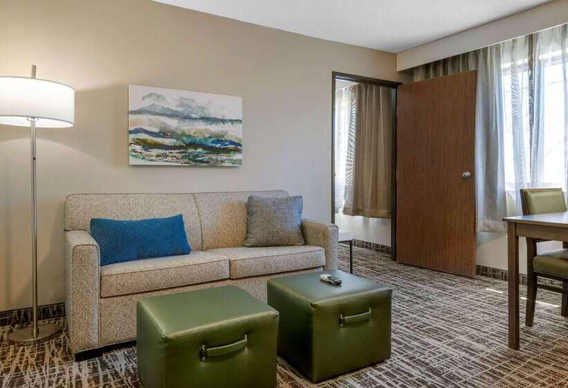 هتل Quality Inn St Cloud West