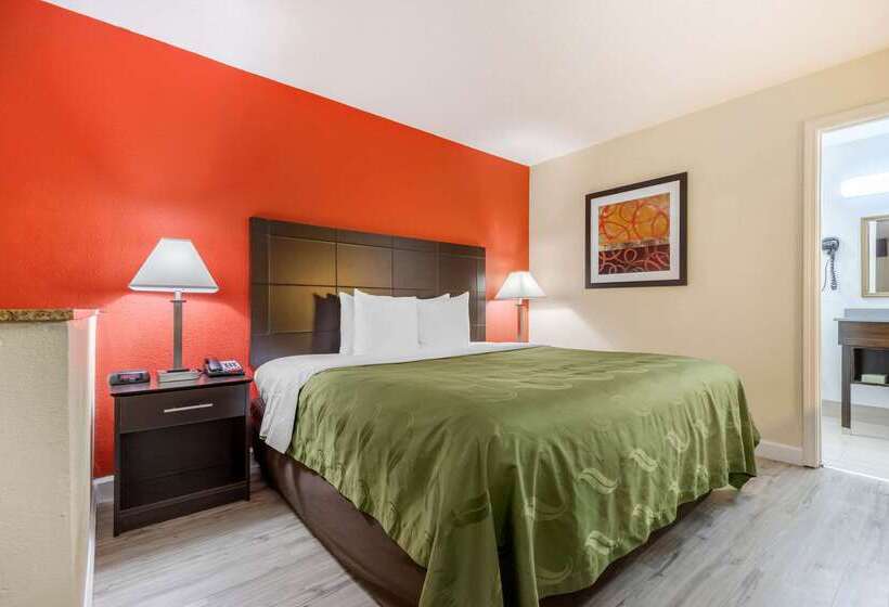בית מלון כפרי Quality Inn & Suites