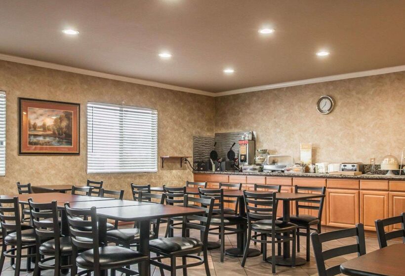 בית מלון כפרי Quality Inn Temecula Valley Wine Country