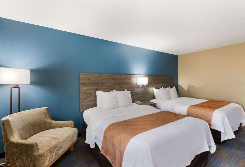 호텔 Quality Inn