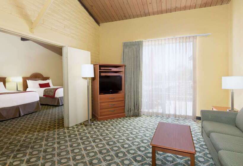 호텔 Ramada By Wyndham Santa Barbara
