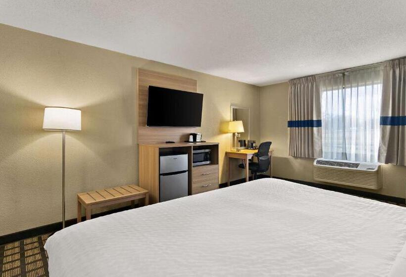 هتل Clarion Pointe Bloomington Normal Near I 55 And University