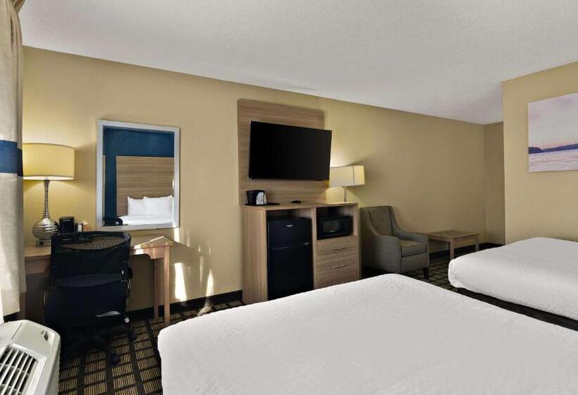 هتل Clarion Pointe Bloomington Normal Near I 55 And University