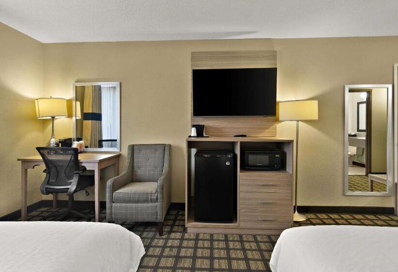 هتل Clarion Pointe Bloomington Normal Near I 55 And University