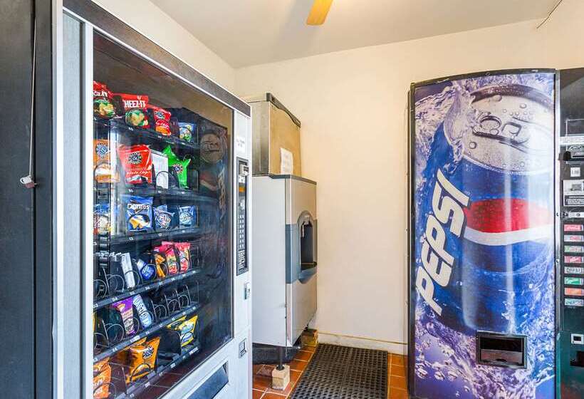 هتل Rodeway Inn Roswell West