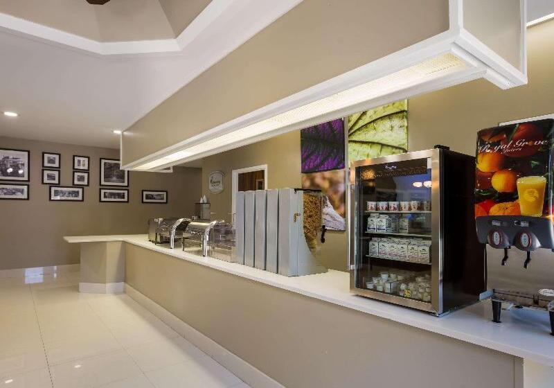هتل Sleep Inn Savannah Midtown