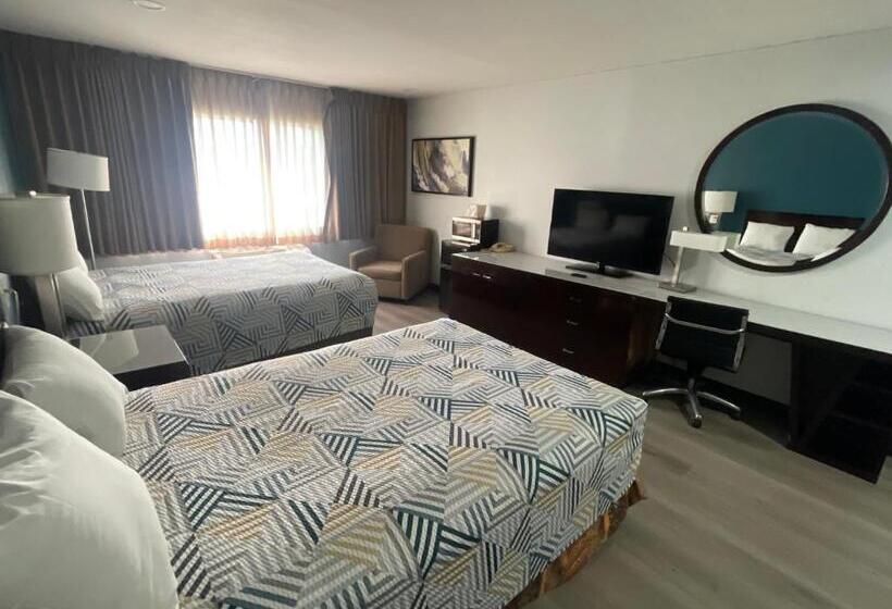 هتل Portside Inn & Suites